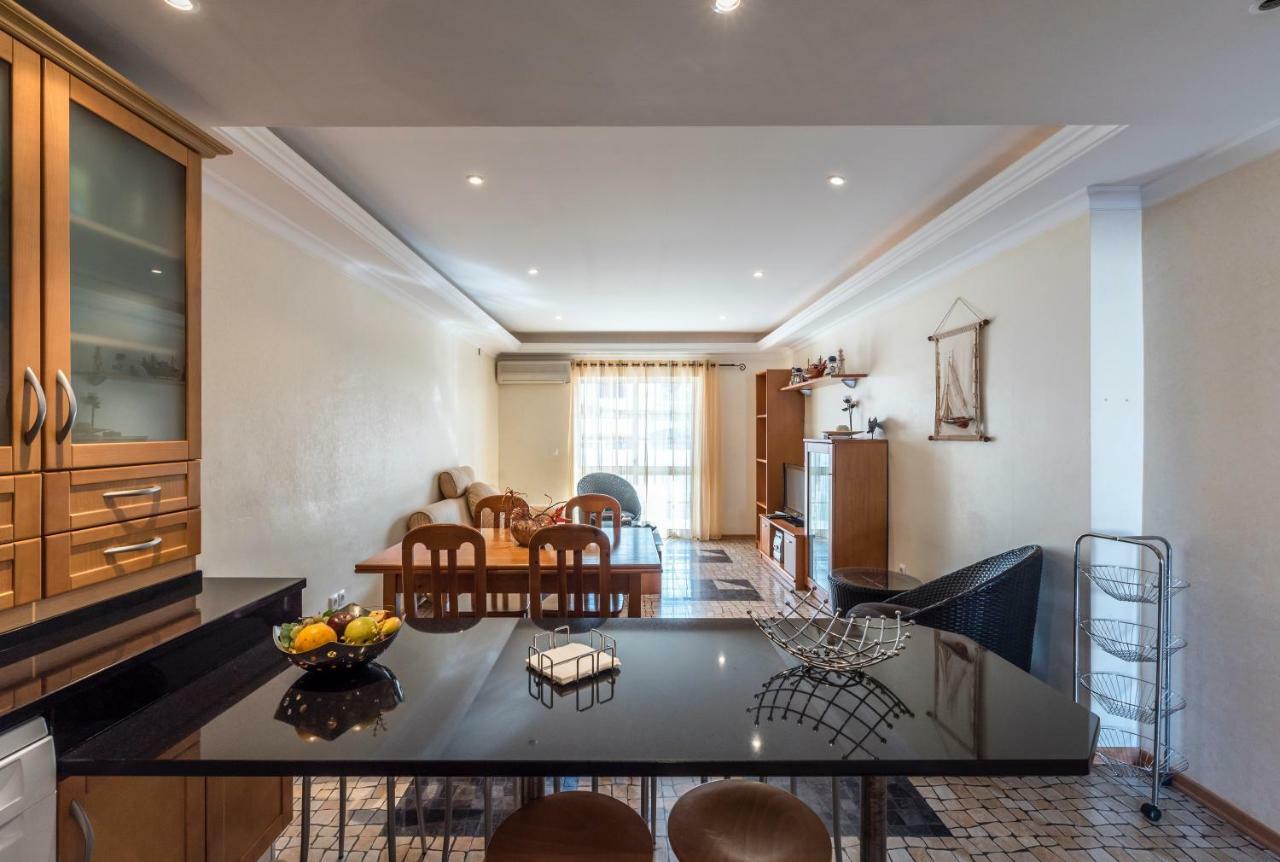 Apartamento Altura Esterno foto